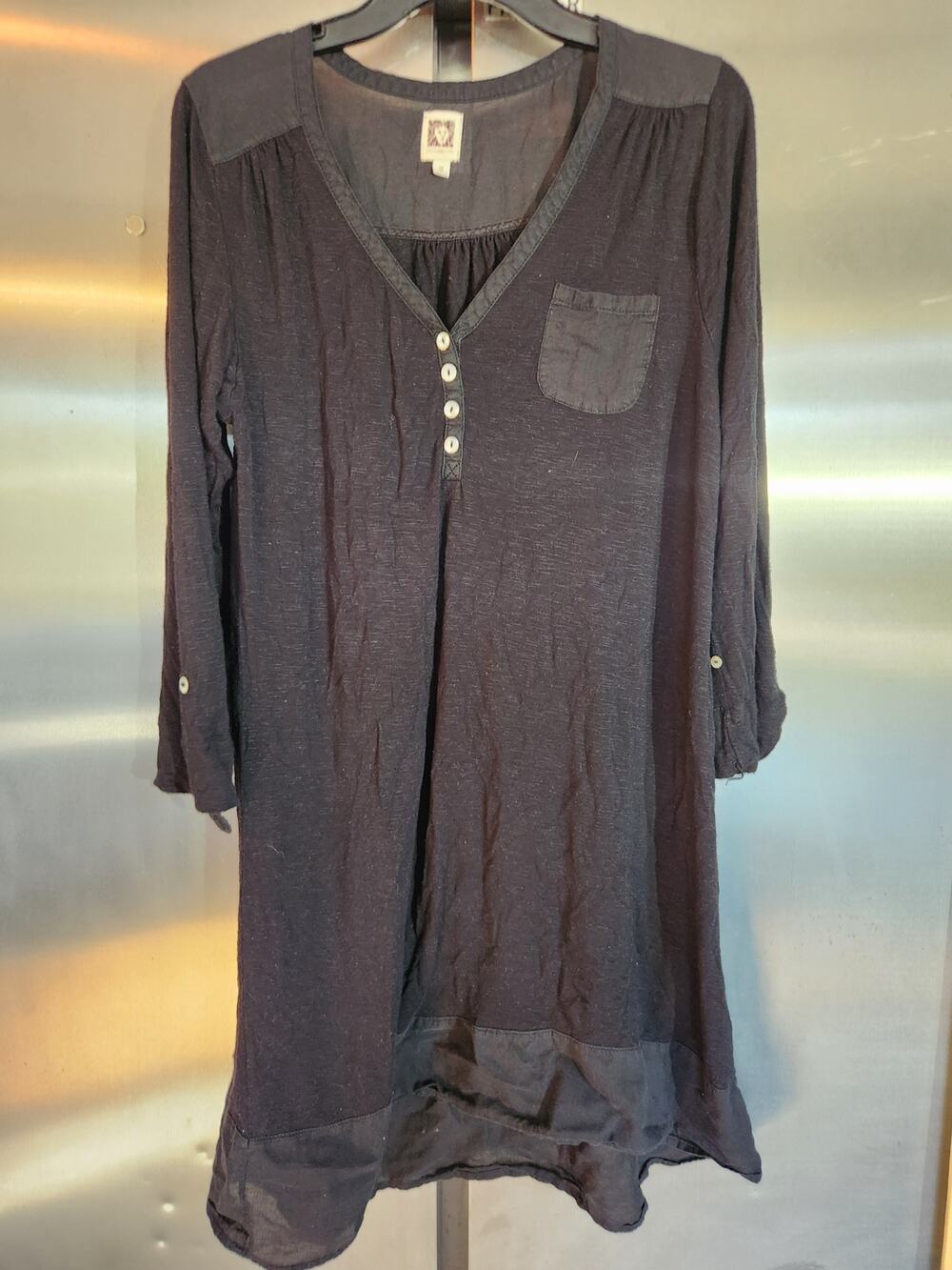 Anne Klein Womens Tunic Top M Black Henley V Neck Roll Tab Sleeve Pocket Blouse